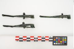 Foto von Bronzezweiknopffibel (NHMW-PRAE-024724)